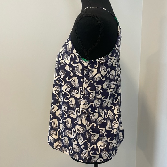 Anthropologie Porridge Open Back Blue & White Swan Print Top GUC - Picture 3 of 9
